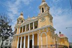 Cathédrale Sainte-Marie de Chiclayo. / © Bruno Girin, CC BY-SA 2.0, via Wikimedia Commons.